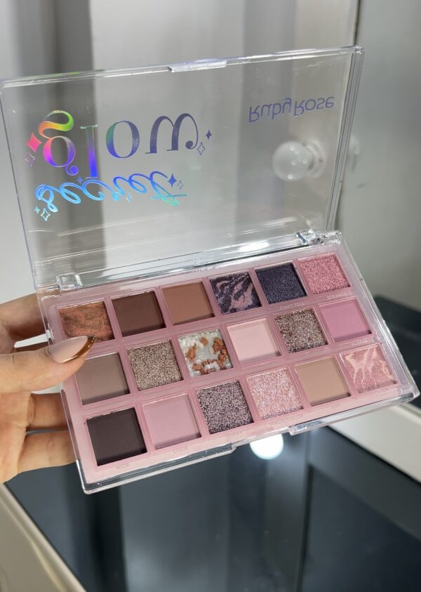 EYESHADOW PALETTE